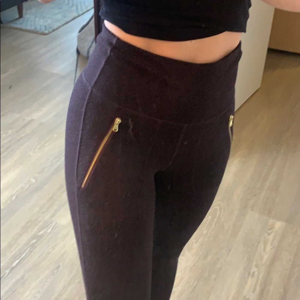 Zippered Maroon legging